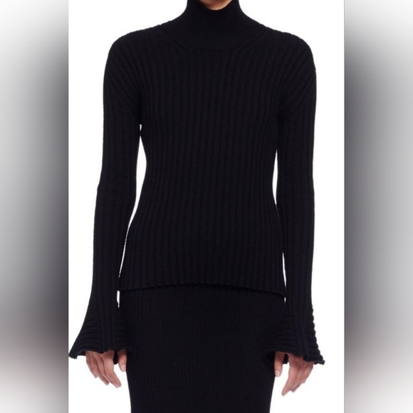 ❌️ SOLD ❌️ LAVIN RIBBED SWEATER WITH MATCHING SKIRT - Picture 3 of 5